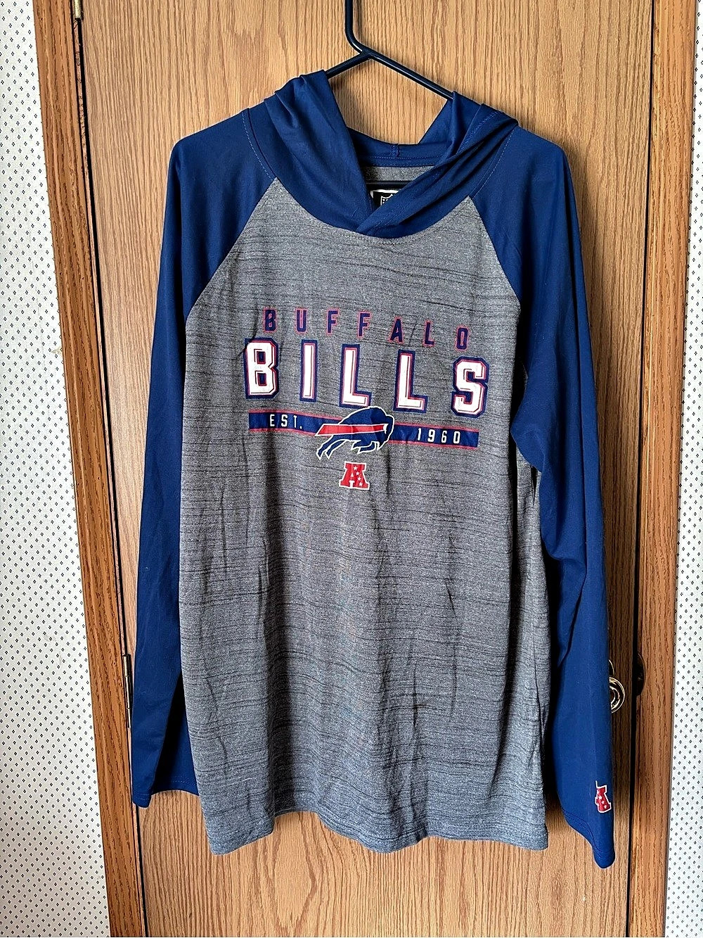 NFL Team Apparel Buffalo Bills Long Sleeve Pullover Hoodie Long Sleeve Hoodie